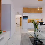 Laguna Beskidow - Perlowy Wellness 아파트 *
